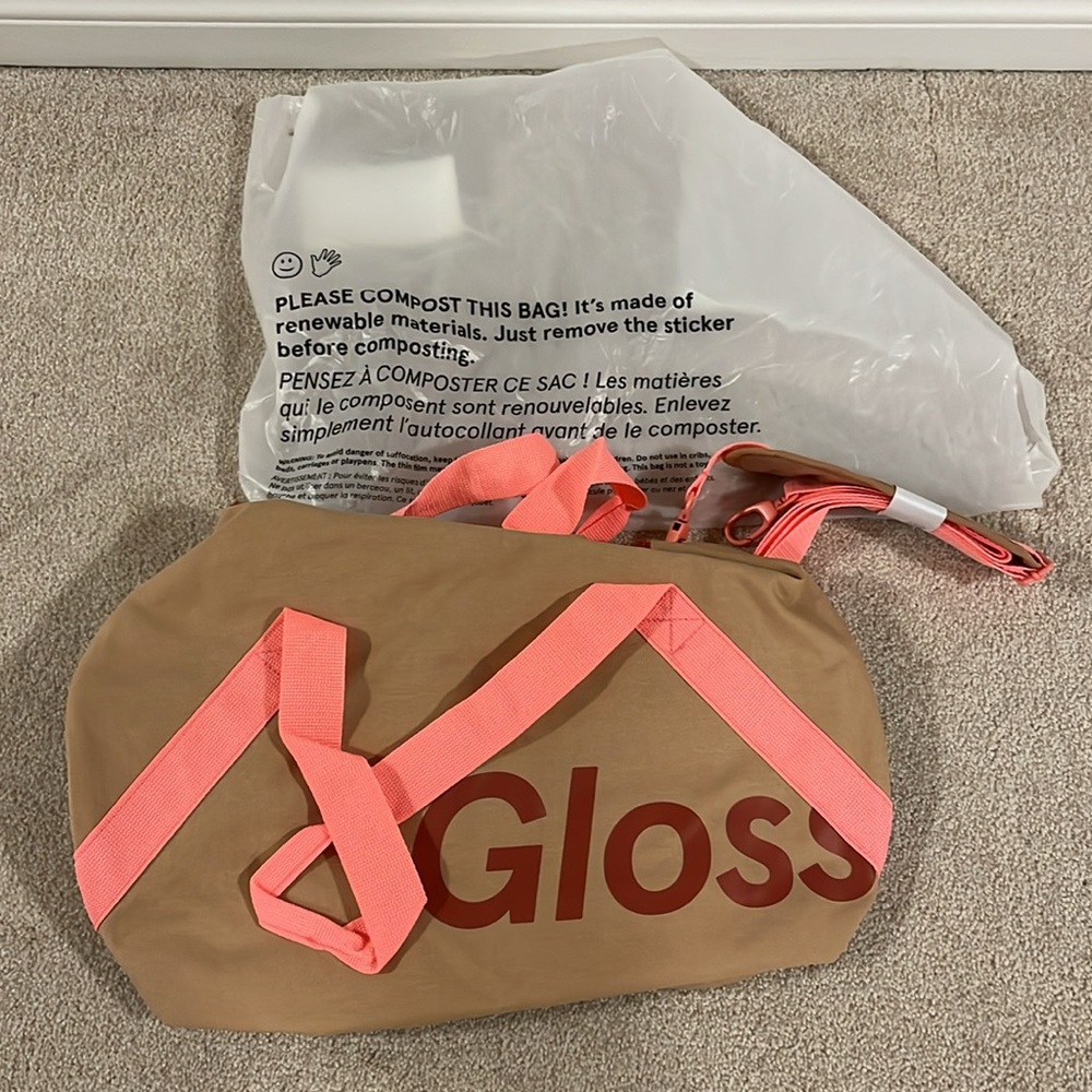 Glossier Tan and Pink Duffel Bag - Picture 4 of 10